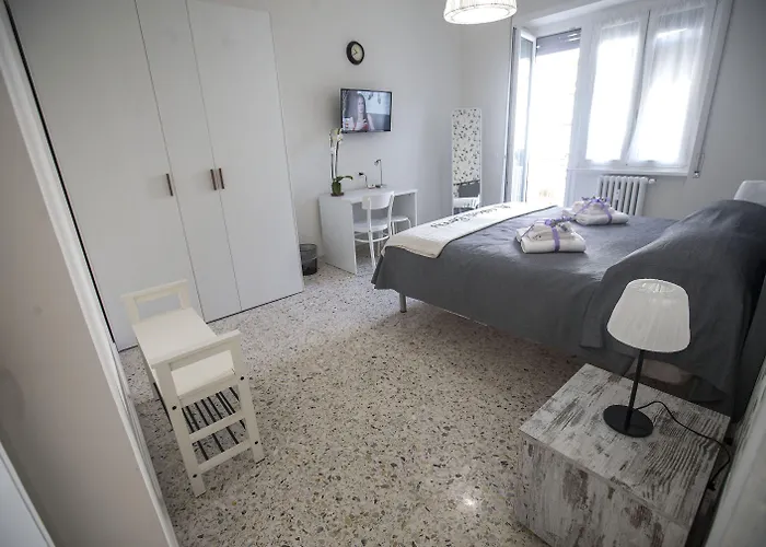 Konukevi A Casa Di Benny Roma