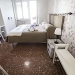 بيت ضيافة A Casa Di Benny روما
